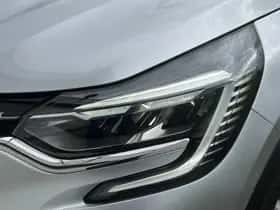 Renault Captur (2021) thumbnail 36
