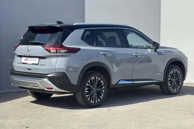 Nissan X-Trail (2025) thumbnail 3