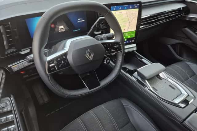 Renault Austral (2025) thumbnail 16