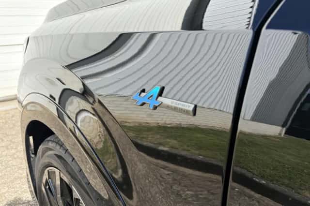 Renault Rafale (2024) thumbnail 24