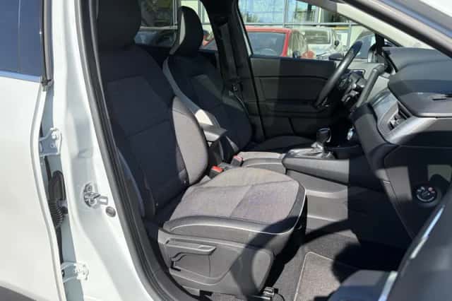 Renault Captur (2020) thumbnail 29