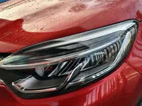 Renault Captur (2018) thumbnail 32