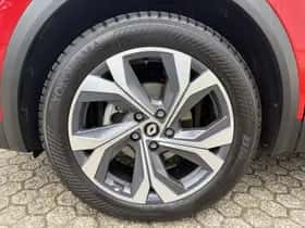 Renault Captur (2023) thumbnail 17