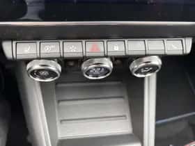 Renault Captur (2023) thumbnail 26