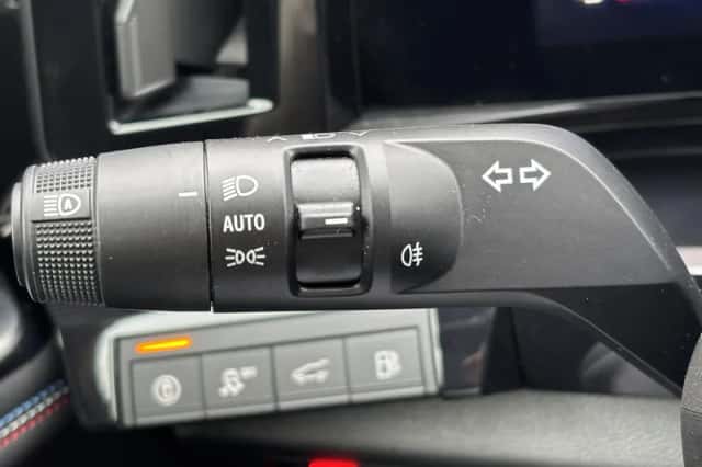 Renault Rafale (2025) thumbnail 48
