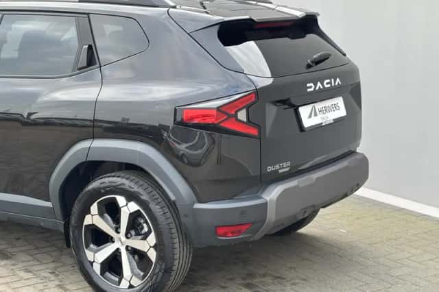 Dacia Duster (2025) thumbnail 18