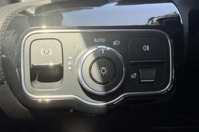 Mercedes-Benz CLA-Klasse (2020) thumbnail 21