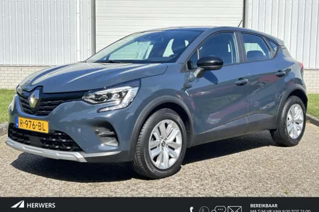 Renault Captur (2022) thumbnail 1