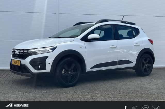 Dacia Sandero Stepway (2023) thumbnail 1