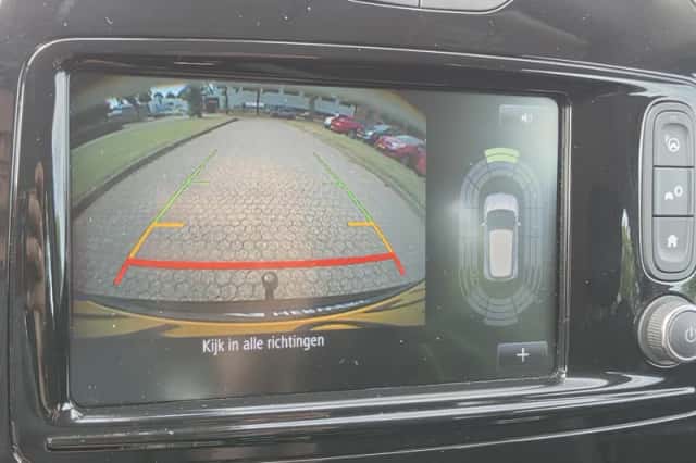 Renault Captur (2018) thumbnail 4