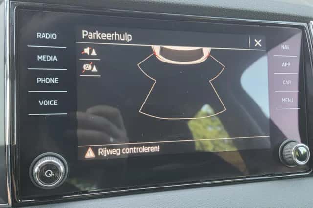Škoda Karoq (2021) thumbnail 6