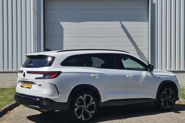 Renault Espace (2025) thumbnail 3