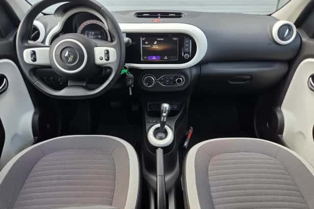 Renault Twingo (2022) thumbnail 2