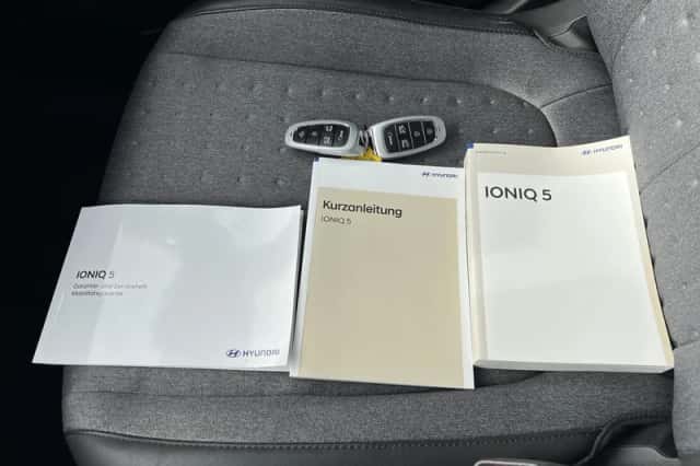 Hyundai Ioniq 5 (2023) thumbnail 6