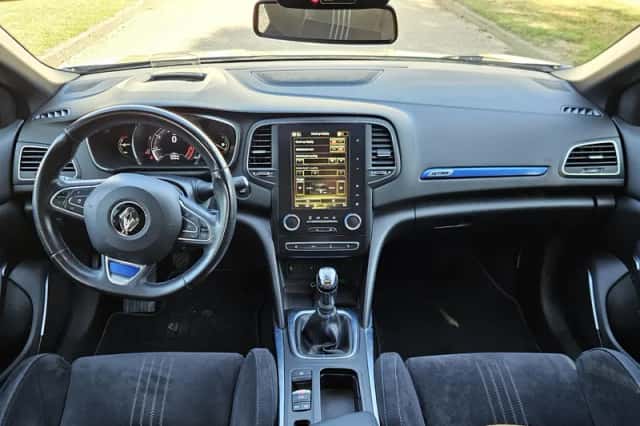 Renault Mégane (2019) thumbnail 2