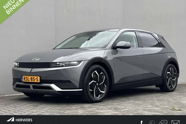 Hyundai Ioniq 5 (2023) thumbnail 1
