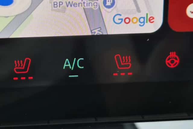 Renault Mégane E-Tech (2022) thumbnail 5