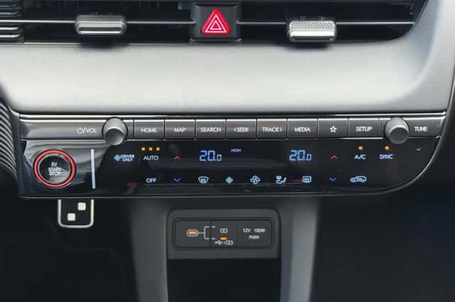 Hyundai Ioniq 5 (2025) thumbnail 5