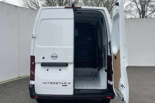 Nissan Interstar (2025) thumbnail 23