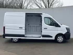 Nissan Interstar (2025) thumbnail 23