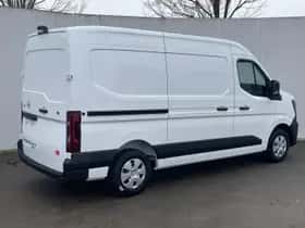 Nissan Interstar (2025) thumbnail 5