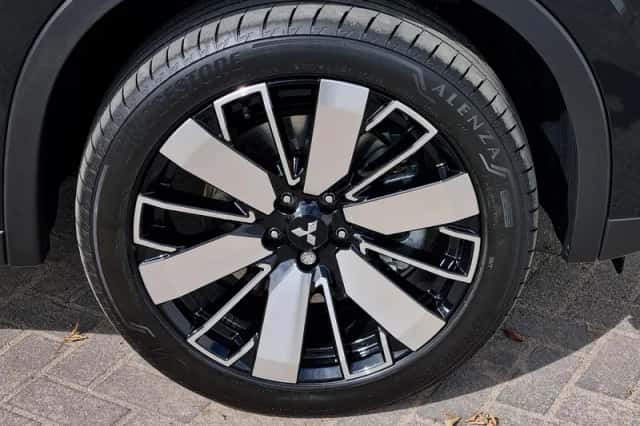 Mitsubishi Outlander (2025) thumbnail 15
