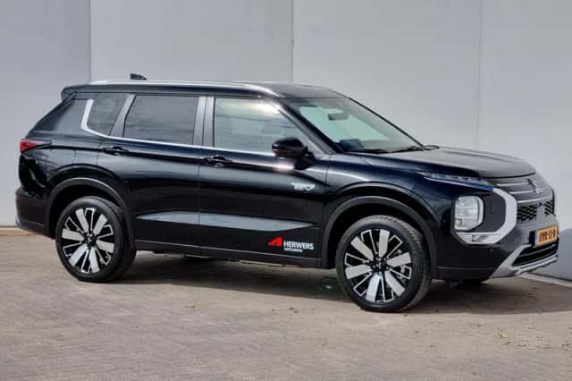 Mitsubishi Outlander (2025) thumbnail 18