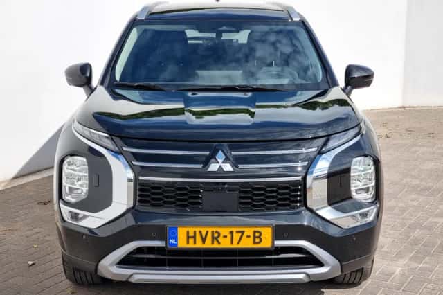 Mitsubishi Outlander (2025) thumbnail 25