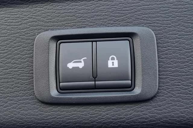 Mitsubishi Outlander (2025) thumbnail 5