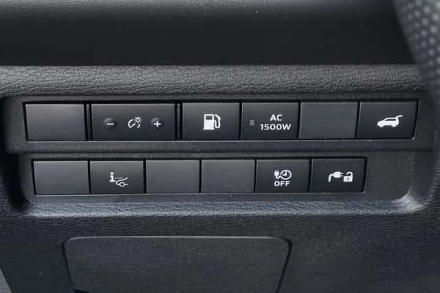 Mitsubishi Outlander (2025) thumbnail 44