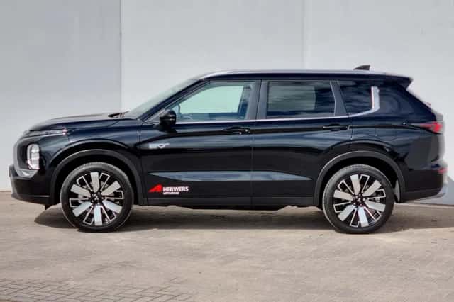Mitsubishi Outlander (2025) thumbnail 9