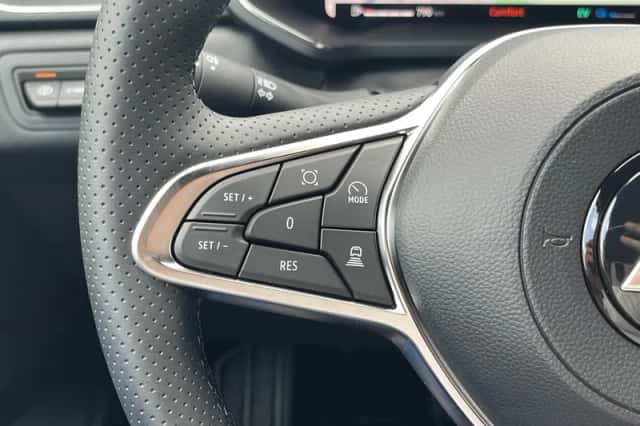 Mitsubishi ASX (2025) thumbnail 16
