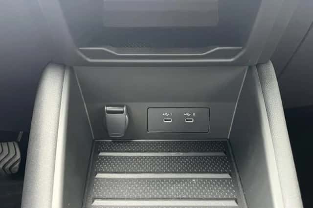 Mitsubishi ASX (2025) thumbnail 41
