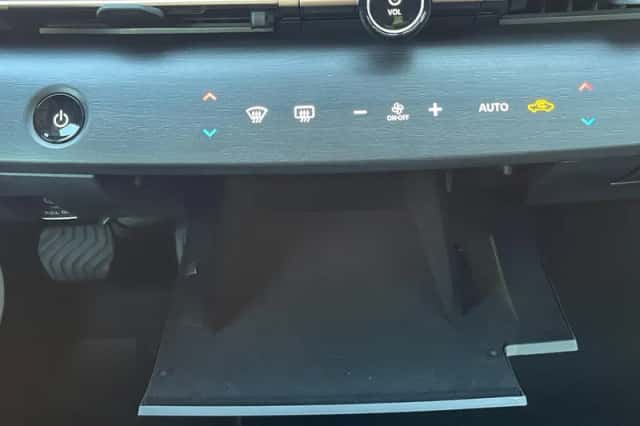 Nissan Ariya (2026) thumbnail 18