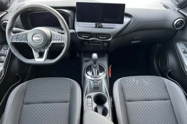 Nissan Juke (2025) thumbnail 2