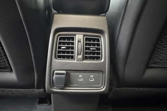 Mitsubishi Grandis (2025) thumbnail 12
