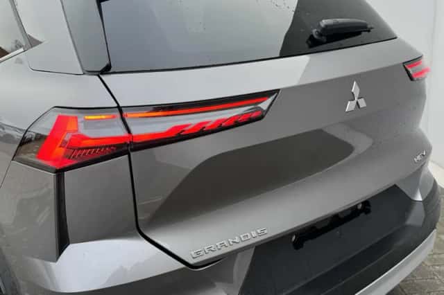 Mitsubishi Grandis (2025) thumbnail 20