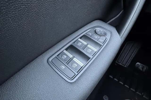 Mitsubishi Grandis (2025) thumbnail 35