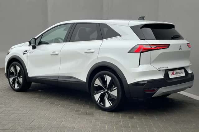 Mitsubishi Grandis (2026) thumbnail 12