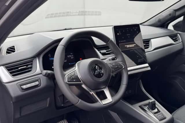 Mitsubishi Grandis (2026) thumbnail 18