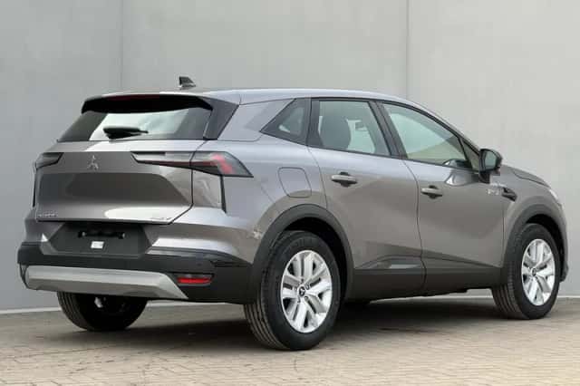 Mitsubishi Grandis (2026) thumbnail 3