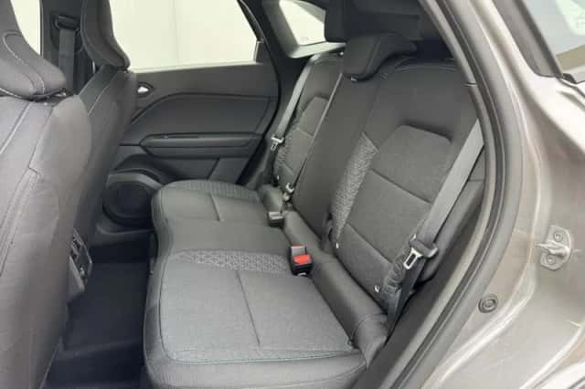 Mitsubishi Grandis (2026) thumbnail 7