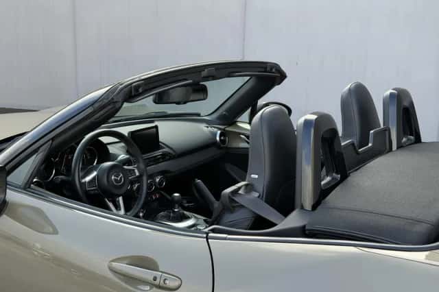 Mazda MX-5 (2023) thumbnail 15