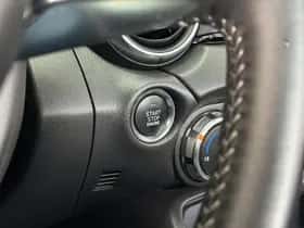 Mazda MX-5 (2023) thumbnail 25