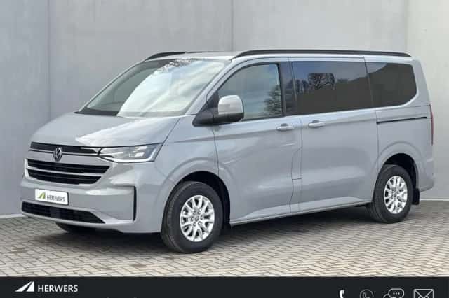 Volkswagen E-Transporter Caravelle (2025) thumbnail 1