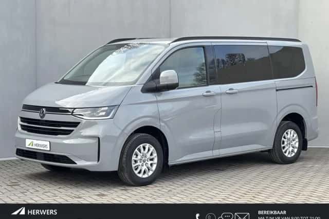 Volkswagen E-Transporter Caravelle (2025) thumbnail 1