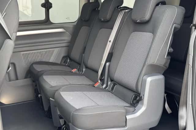 Volkswagen E-Transporter Caravelle (2025) thumbnail 13