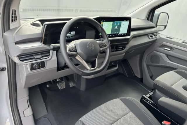 Volkswagen E-Transporter Caravelle (2025) thumbnail 20