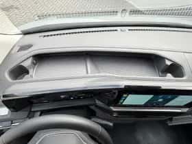 Volkswagen E-Transporter Caravelle (2025) thumbnail 22