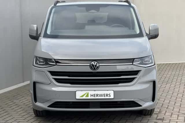 Volkswagen E-Transporter Caravelle (2025) thumbnail 25